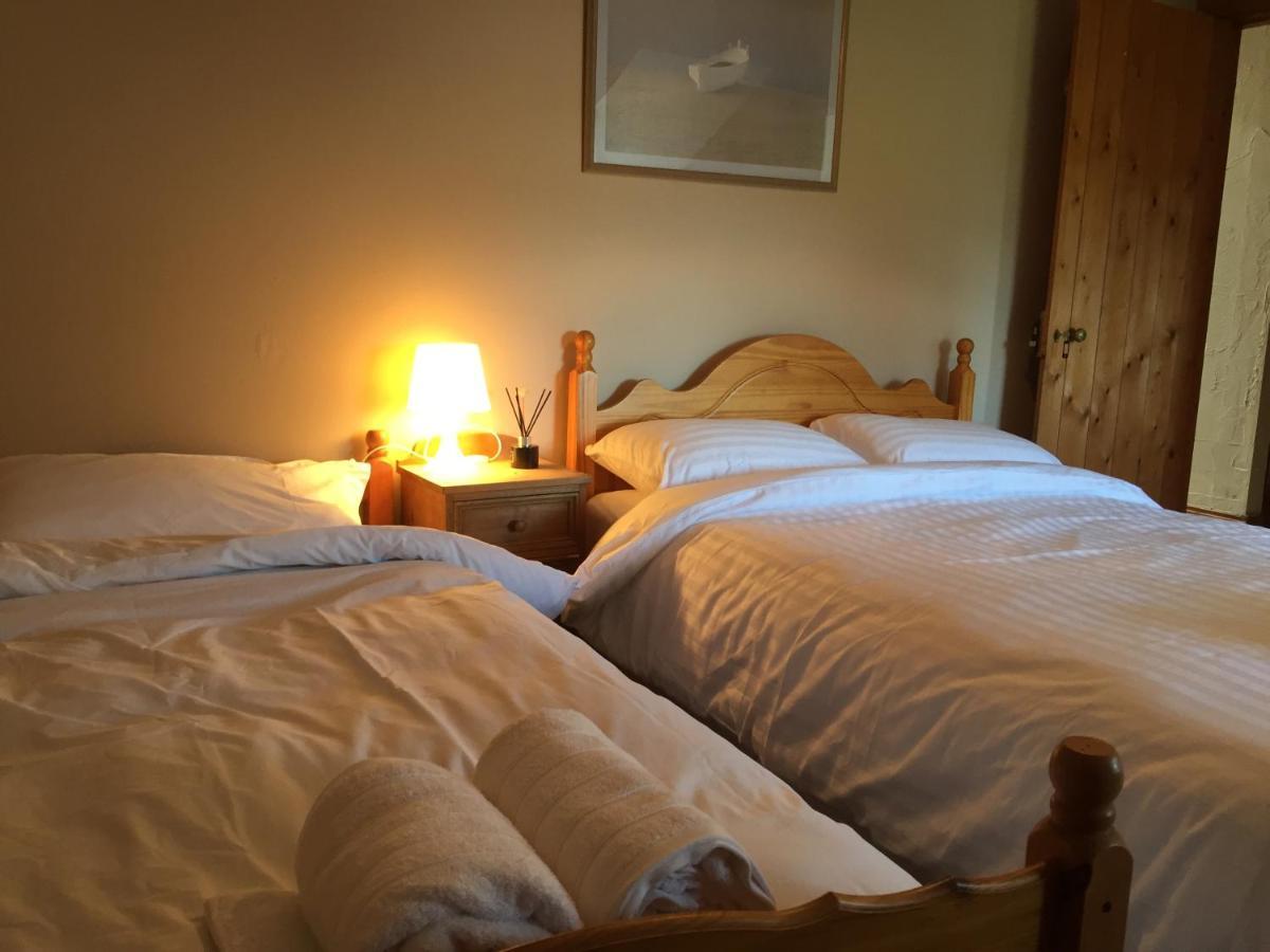 Burns Cottage บัลลีเฮกุเอ ภายนอก รูปภาพ